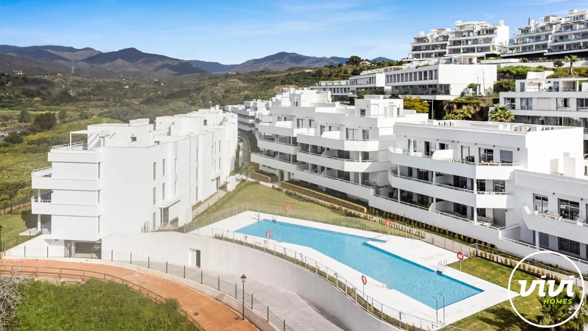 Vivi Homes - Sunshine Estepona Spanje